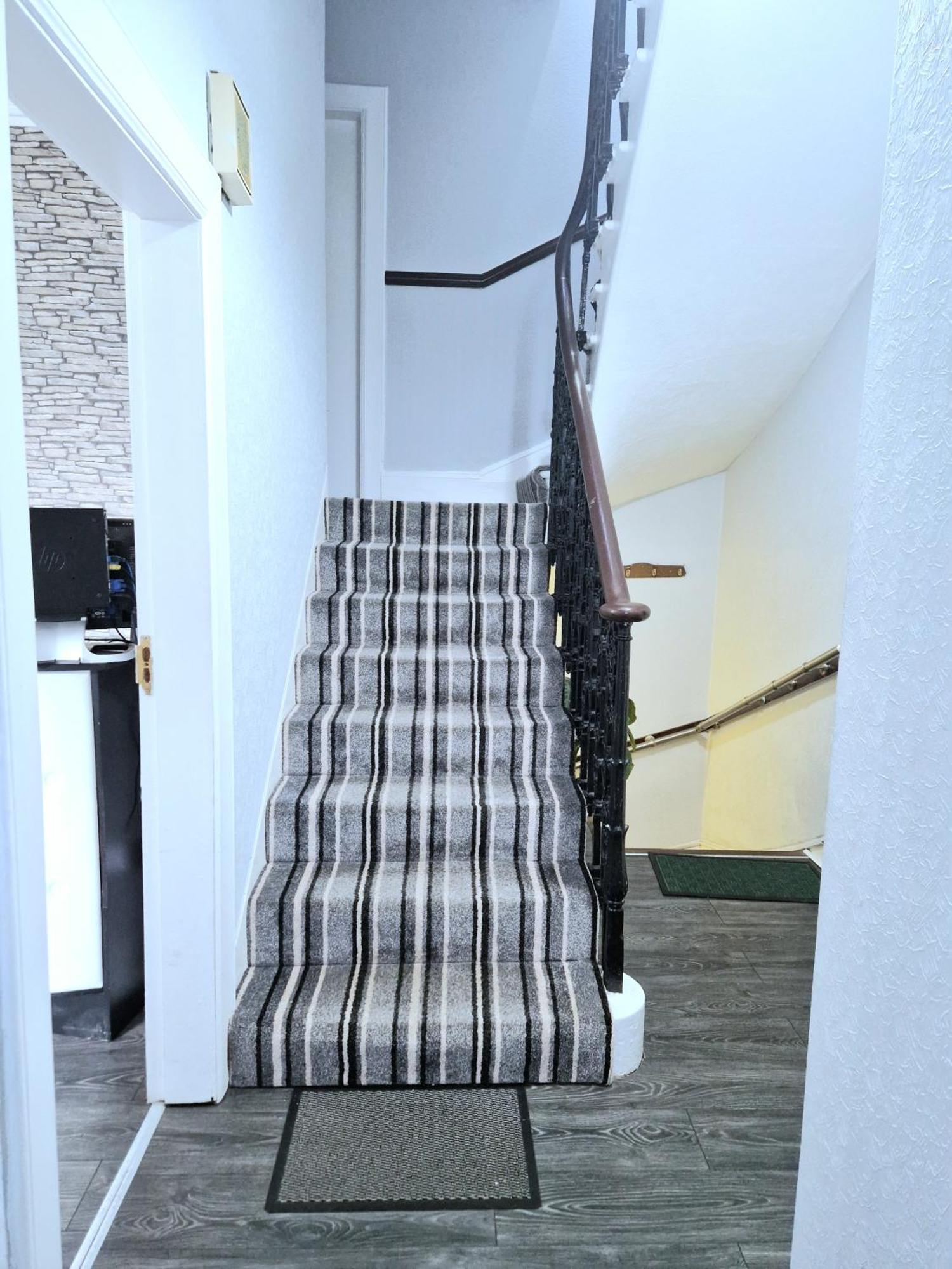 Dalry Guesthouse Edinburg Exteriör bild